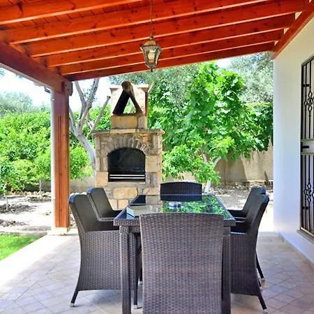 Villa Acar Βίλα *